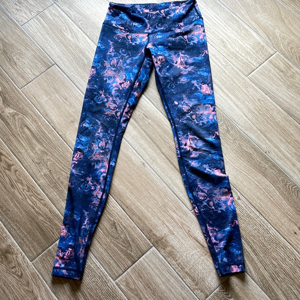 Lululemon flower print